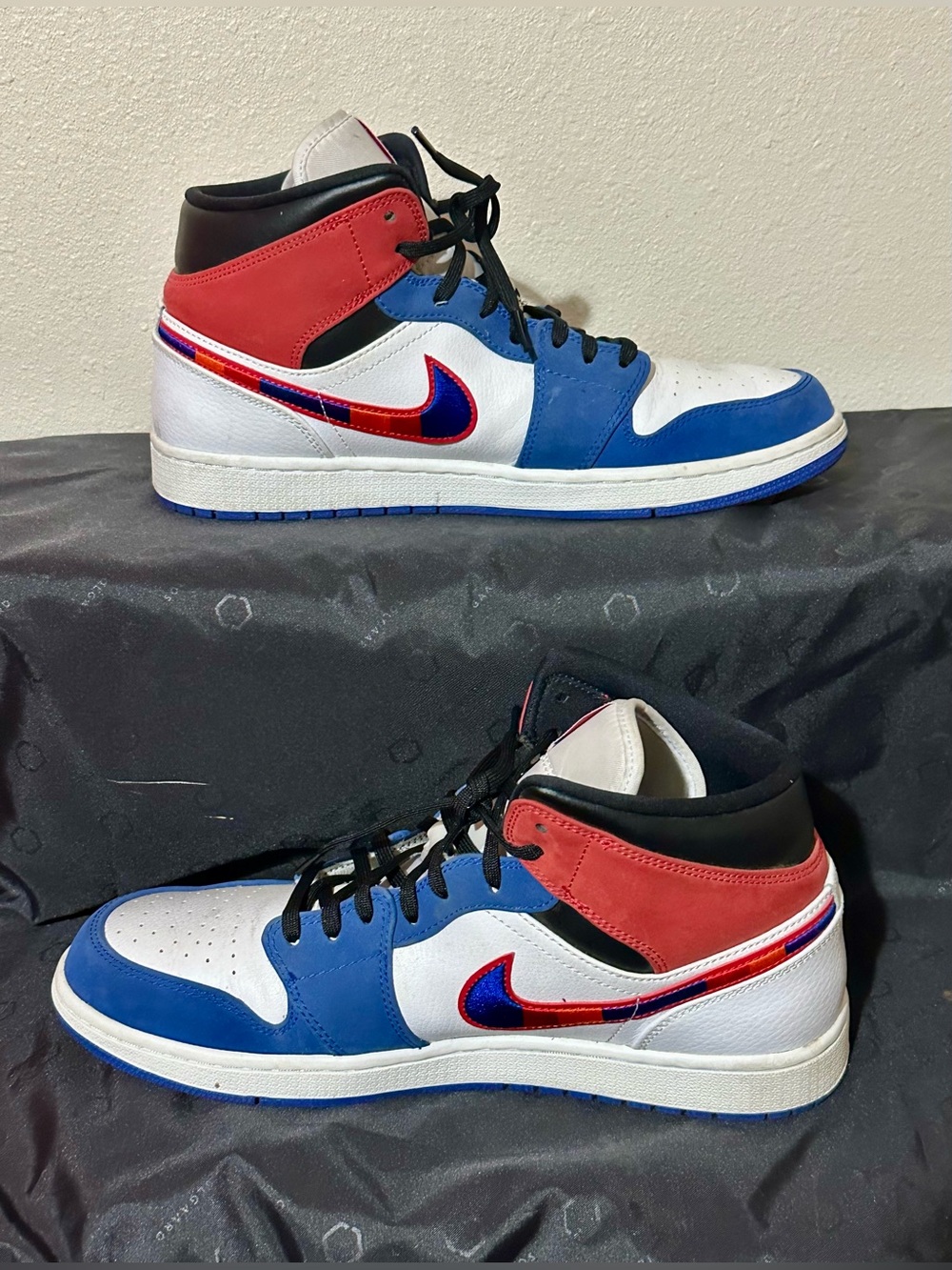 Nike Air Jordan High-Top Sneakers in White, Blue & Red